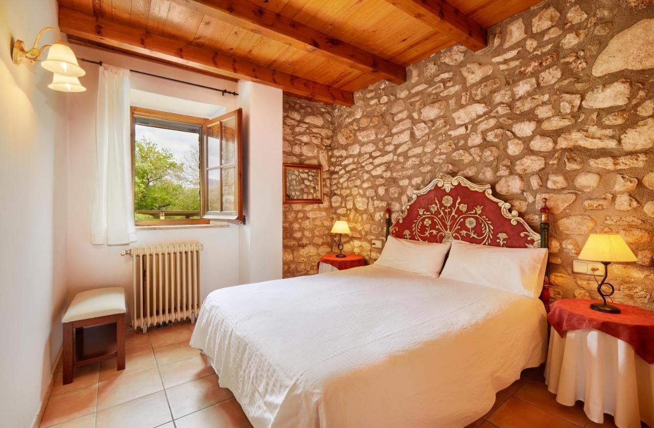 Mas Riera - 1 Villa Maia de Montcal Ngoại thất bức ảnh